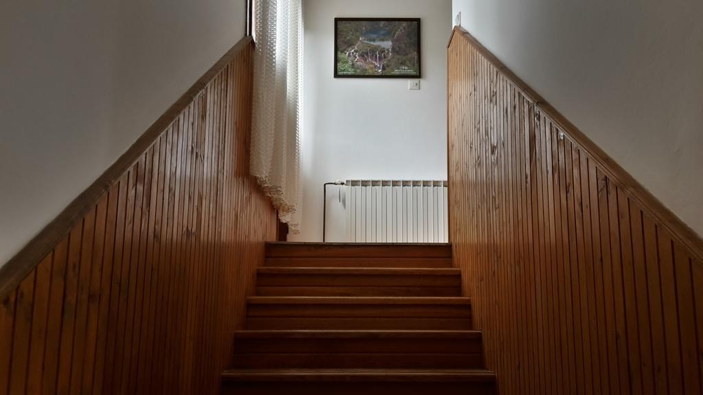House Petkovic Hotell Korenica Eksteriør bilde