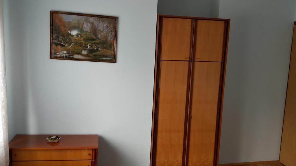 House Petkovic Hotell Korenica Eksteriør bilde