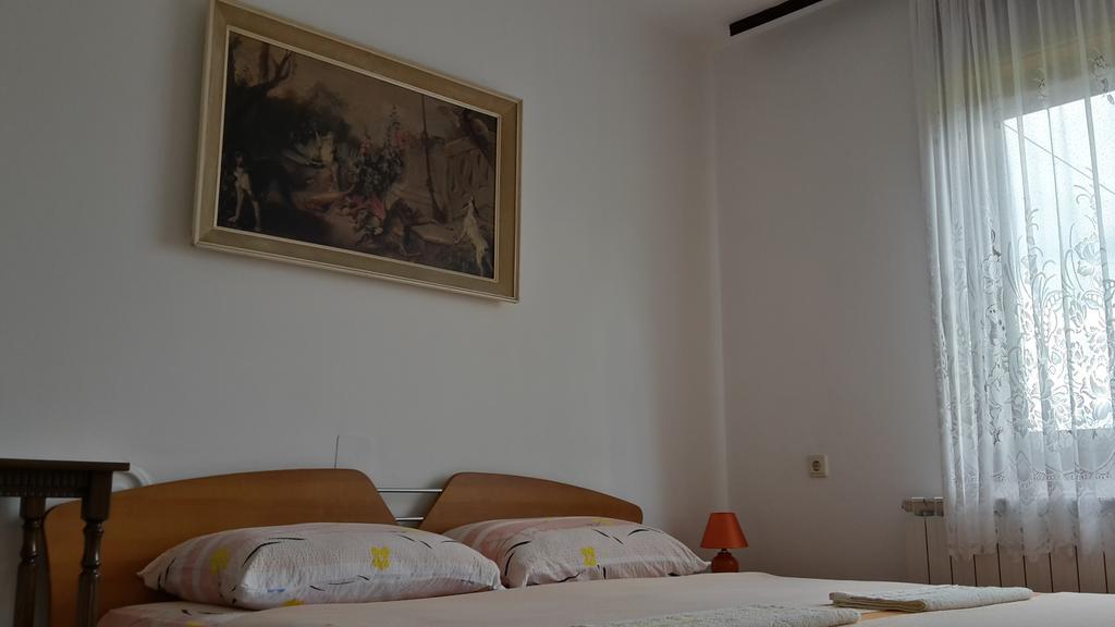House Petkovic Hotell Korenica Eksteriør bilde